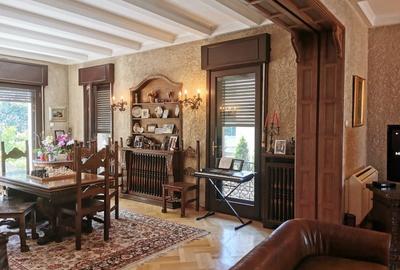 Casă individuală cu 10 camere în Dorobanți