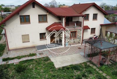 [DOMENIU PRIVAT] Vilă deosebita în Inima Orașului Voluntari | Teren 2.500 mp | - 2