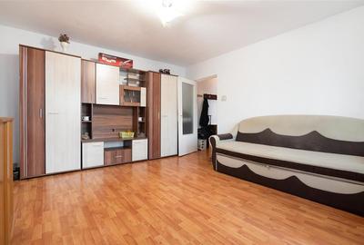 Apartament cu 2 camere semidecomandat în Cantemir