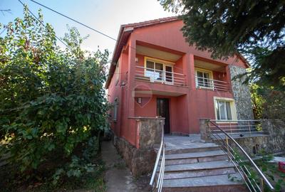 Casa de vanzare 9 camere potential investitie Cornetu teren 1200mp - 1