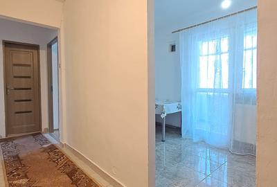 Apartament cu 2 camere decomandat, mobilat în Mărăști