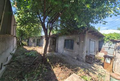 Teren intravilan 300mp cu casa demolabila, zona Chercea - 1