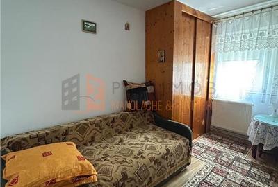 Apartament 3 camere cf1 decomandat zona Centru - 9