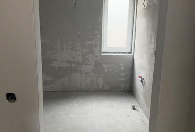 Case individuale , Stolna, in curte privata - 12
