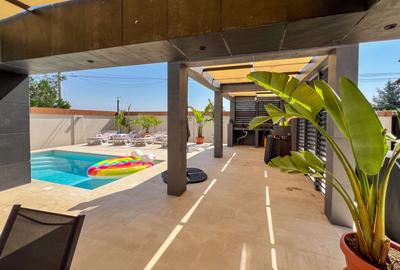 NEW VILLA TO RENT  |  Vila premium cu piscina și jacuzzi încălzite - 54