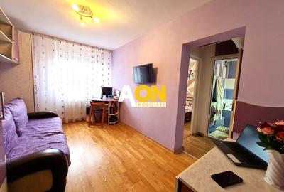Apartament cu 2 camere semidecomandat, mobilat în Cetate