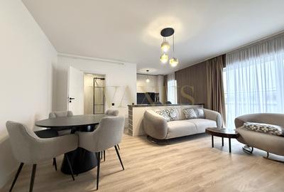 Apartament cu 3 camere semidecomandat în Florești