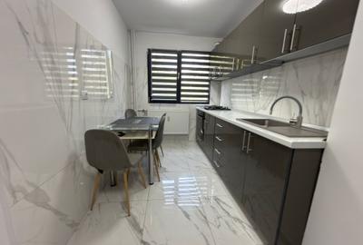 Apartament 2 camere renovat complet, etaj 3, str. Lucretiu Patrascanu, nr. 4 - 1