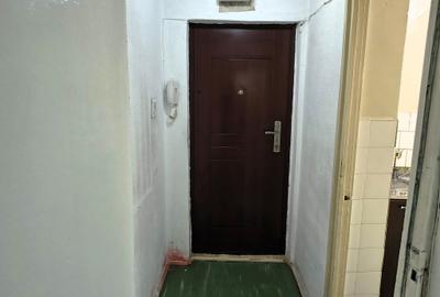 Vanzare Apartament 2 camere, Resita, etajul 1, liniște și acces facil - 3