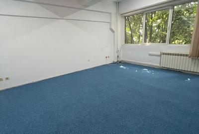 Spațiu comercial, 326.17 mp în Militari