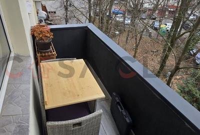 3 camere decomandate, la cheie,etaj intermediar, Piata Zorilor - 9