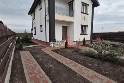 Casa moderna cu 4 camere, finisaje premium, curte amenajata 370 mp , Strada Glor - 2