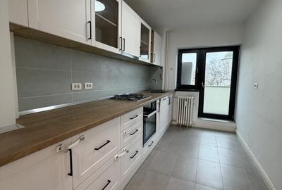 Apartament cu 3 camere decomandat, mobilat în Unirii