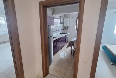 Apartament cu 2 camere decomandat în Drumul Taberei