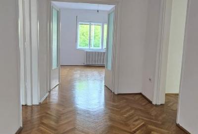 Proprietar, vand apartament 3 camere, 92mp utili, pod, 2 garaje - 185.000 Eur - 4