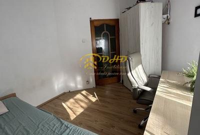 Apartament 3 camere decomandate, zona Canta. - 2