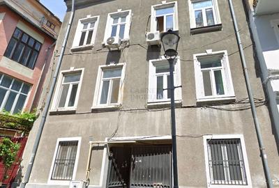 Centru Vechi - Unirii I Garsoniera in vila  I P+2 I Vedere stradala - 1