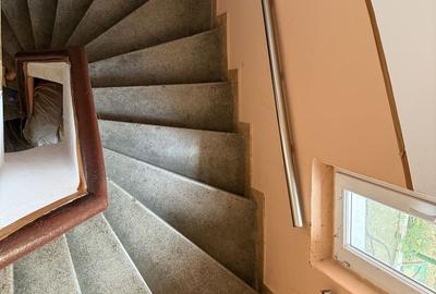 De vanzare apartament de 94MP cu curte de 90 MP - 18