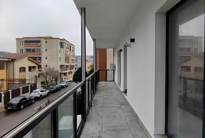 Apartament cu 3 camere si loc de parcare de vanzare in Tomis Plus - 9