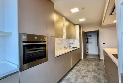 REA1027216 Penthouse Green Lake - 5