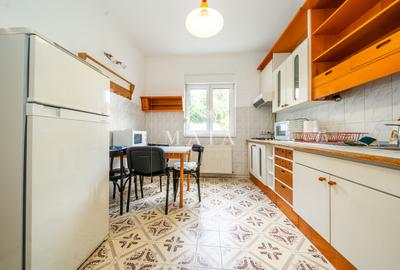 Apartament la casa, 3 camere, zona Calea Dumbravii 480 € - 5