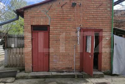 Proprietate 80 mp, teren 576 mp, dubla deschidere, strada Eternitea - 7