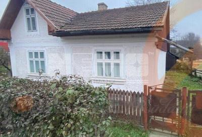 Casa Individuala | Strada principala Siret | 7 Ari - 1