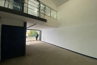 Se ofera spre inchiriere hala - 1