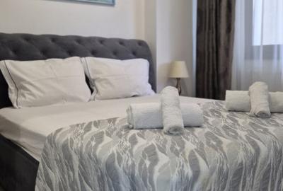 Apartament cu 2 camere decomandat, mobilat în Central