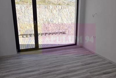 Apartament 3 camere de vânzare la Sinaia - 6