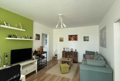 Apartament cu 2 camere decomandat, mobilat în Arcul de Triumf