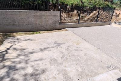 Duplex semifinisat, zona Tautiului Floresti - 4
