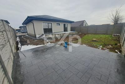 Casă individuală cu 3 camere în Berceni