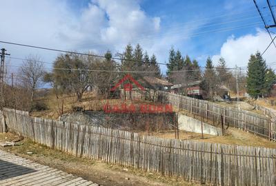 ●Teren intravilan in Breaza,periferic,688mp,27e● - 2