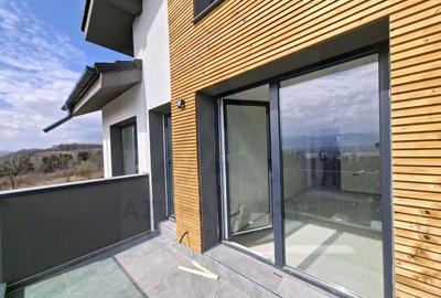 Apartament modern 3 camere 2 bai  terasa acoperita etaj 1 in Cristian - 6