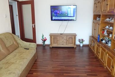 Vand  apartament de 3 camere decomandat in Deva, etaj 2, zona Micro 15, - 4