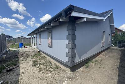Casa Individuala Sanmihaiu Roman,Parter,4 Camere,2Bai,Toate Utilitatile - 3