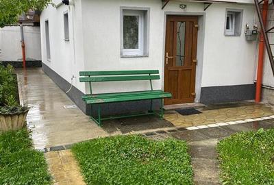 Garsoniera la casa cu curte proprie Centru - 1
