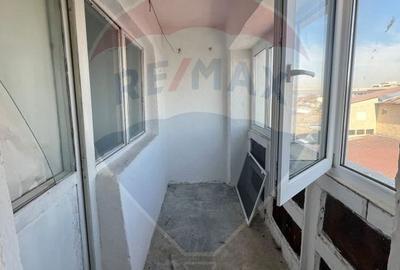 Apartament 4 camere in zona Piata - 9