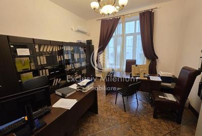 Parter Spatiu Birouri Regina Maria /Piata Unirii - 1