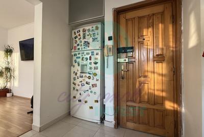 3 camere Piața Iancului – 50 m metrou, etaj superior, luminos - 12