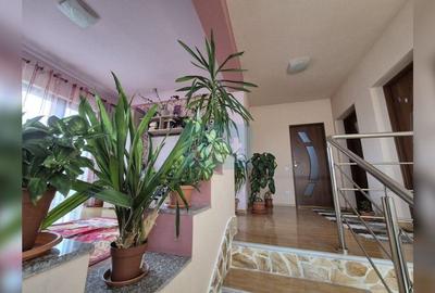 Casa la cheie cu garaj, D+P+E, 200 mpu, 1 400 mpt, central Dezmir - 16