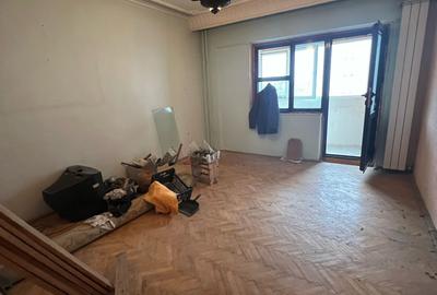 Apartament 3 camere Zona Laris -Finante - etaj 3/4 - 85 mp - 9