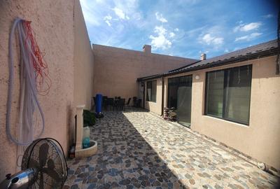 Casa de vanzare cu 4 camere, zona TOMIS II - 16