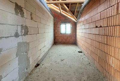 Casa P+1 la Rosu in Valu lui Traian - 14