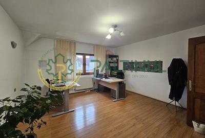 De inchiriat in Selimbar, Sibiu imobil pretabil sediu firma - 5