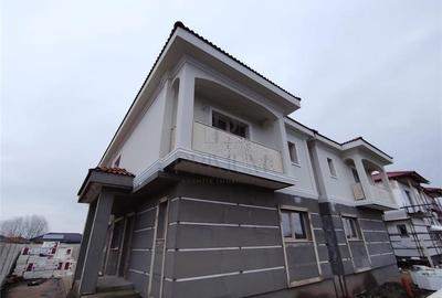 Duplex cu 4 camere în Moșnița Nouă