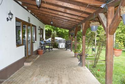 Topoloveni - Casa cu teren 1500 mp langa padure, garaj, anexe - 7