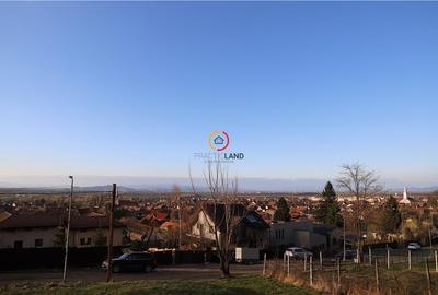 Teren insorit cu panorama deosebita - 8