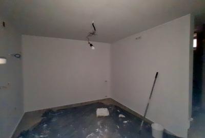 DOUA CASE DE VANZARE - ZONA  RACADAU - SINGUR IN CURTE - 13